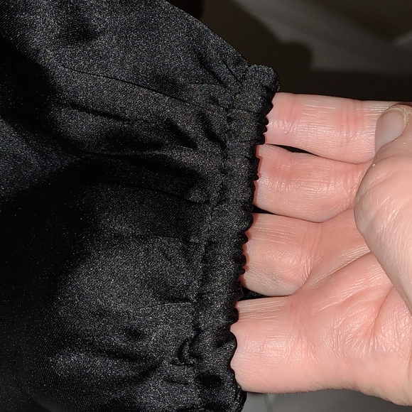 Forever 21 Black Satin-Like Vneck Adjustable Crop Top Long Sleeve Side Zipper SM - Picture 7 of 12